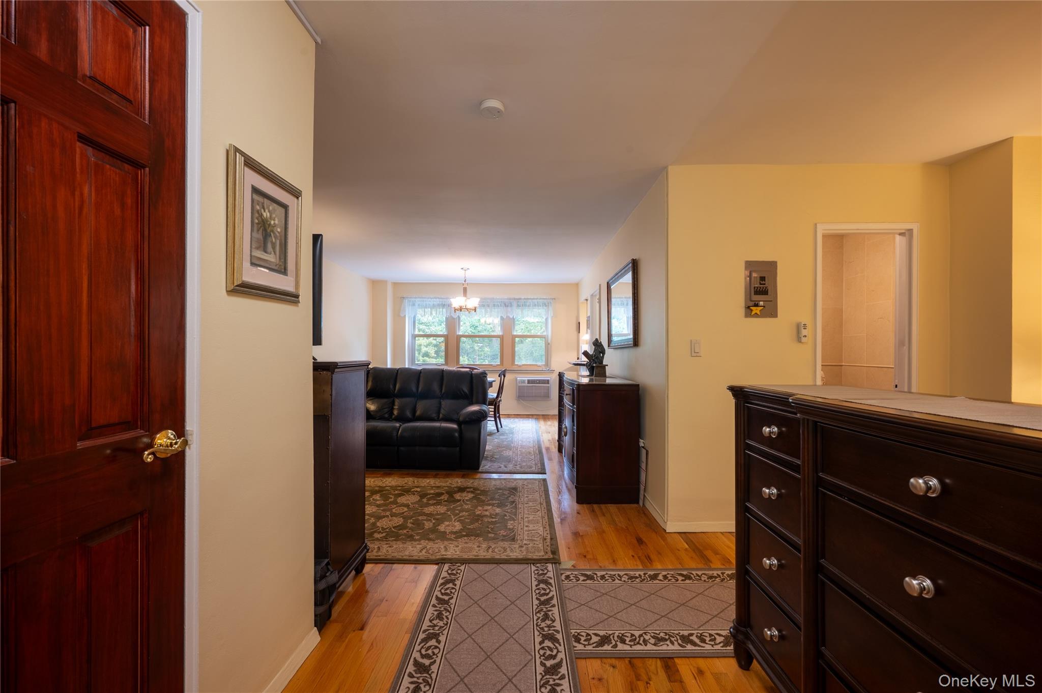 30 Pearsall Avenue 3M