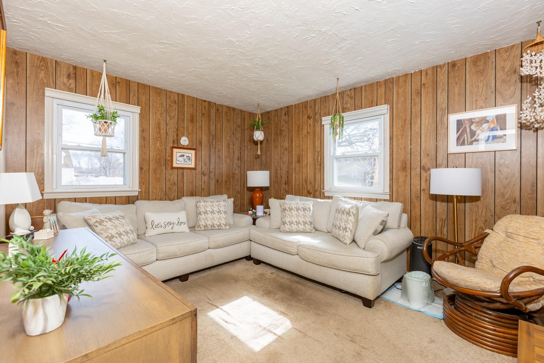 7 Adelphi Street, Islip, New York image 9