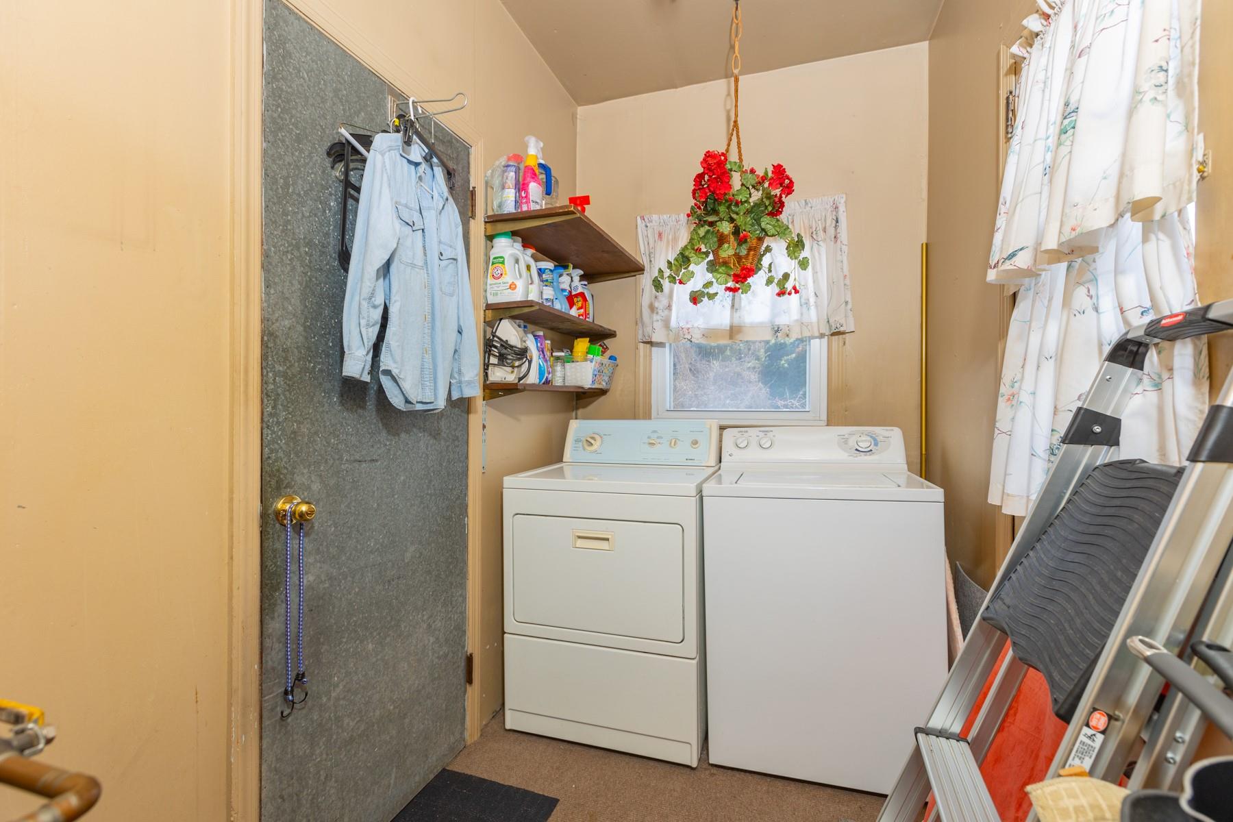 7 Adelphi Street, Islip, New York image 17