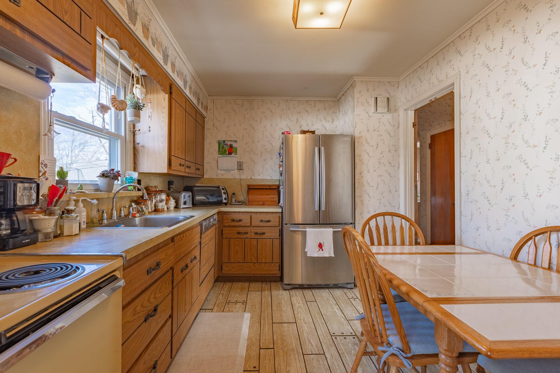 7 Adelphi Street, Islip, New York image 7