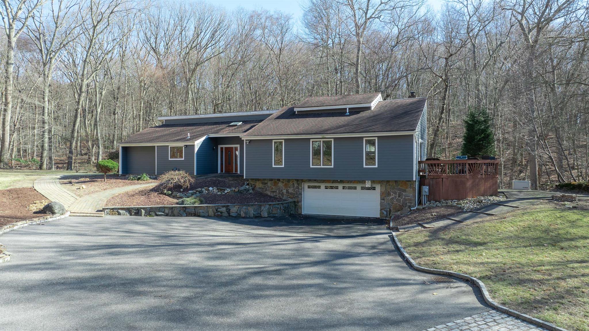 44 Quail Path