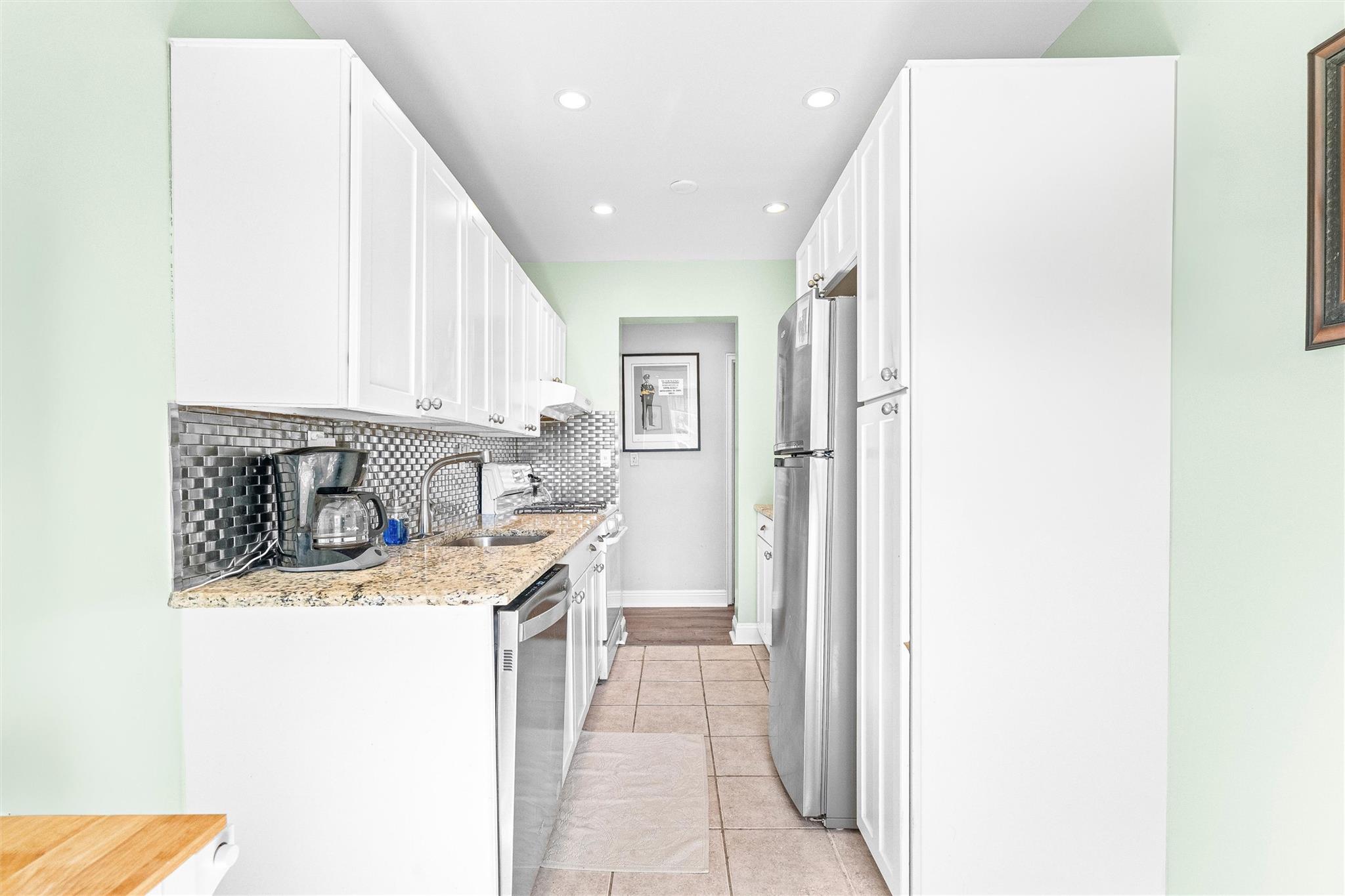 600C Pelham Road #A, New Rochelle, New York image 15