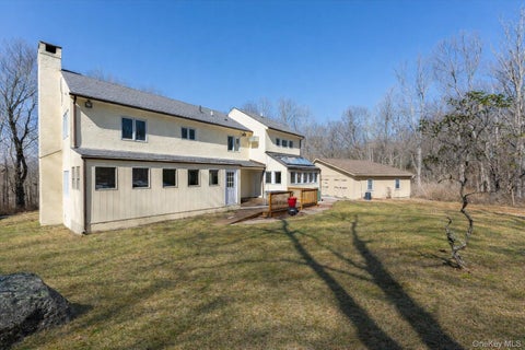 Homes For Sale - 17 Highview Road<br/> Westchester County, Pound Ridge, NY 10576