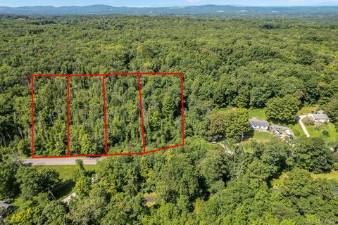Vacant Land For Sale - 153 S Quaker Lane<br/> Dutchess County, Hyde Park, NY 12538