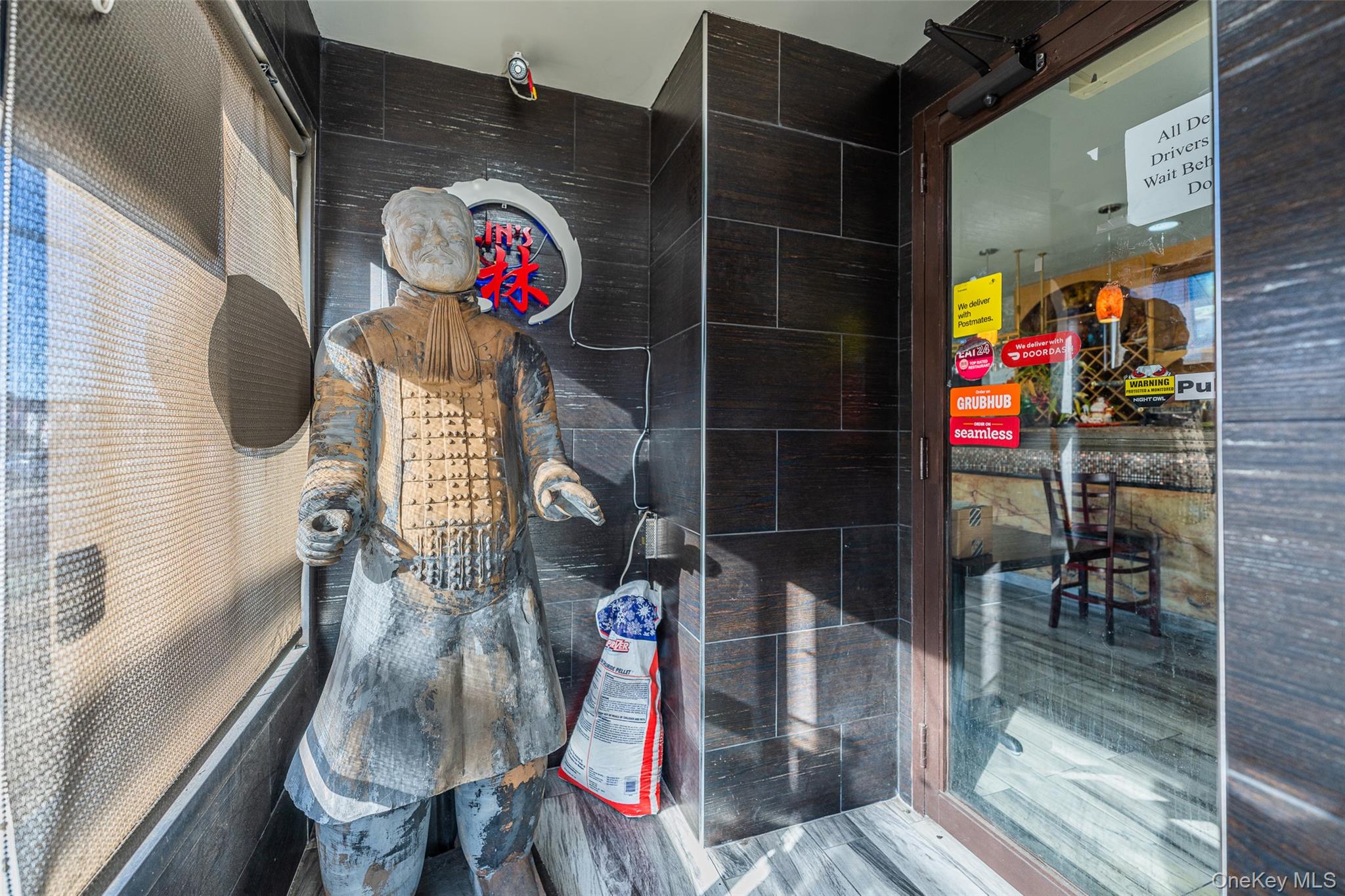 1506 Bronxdale Avenue