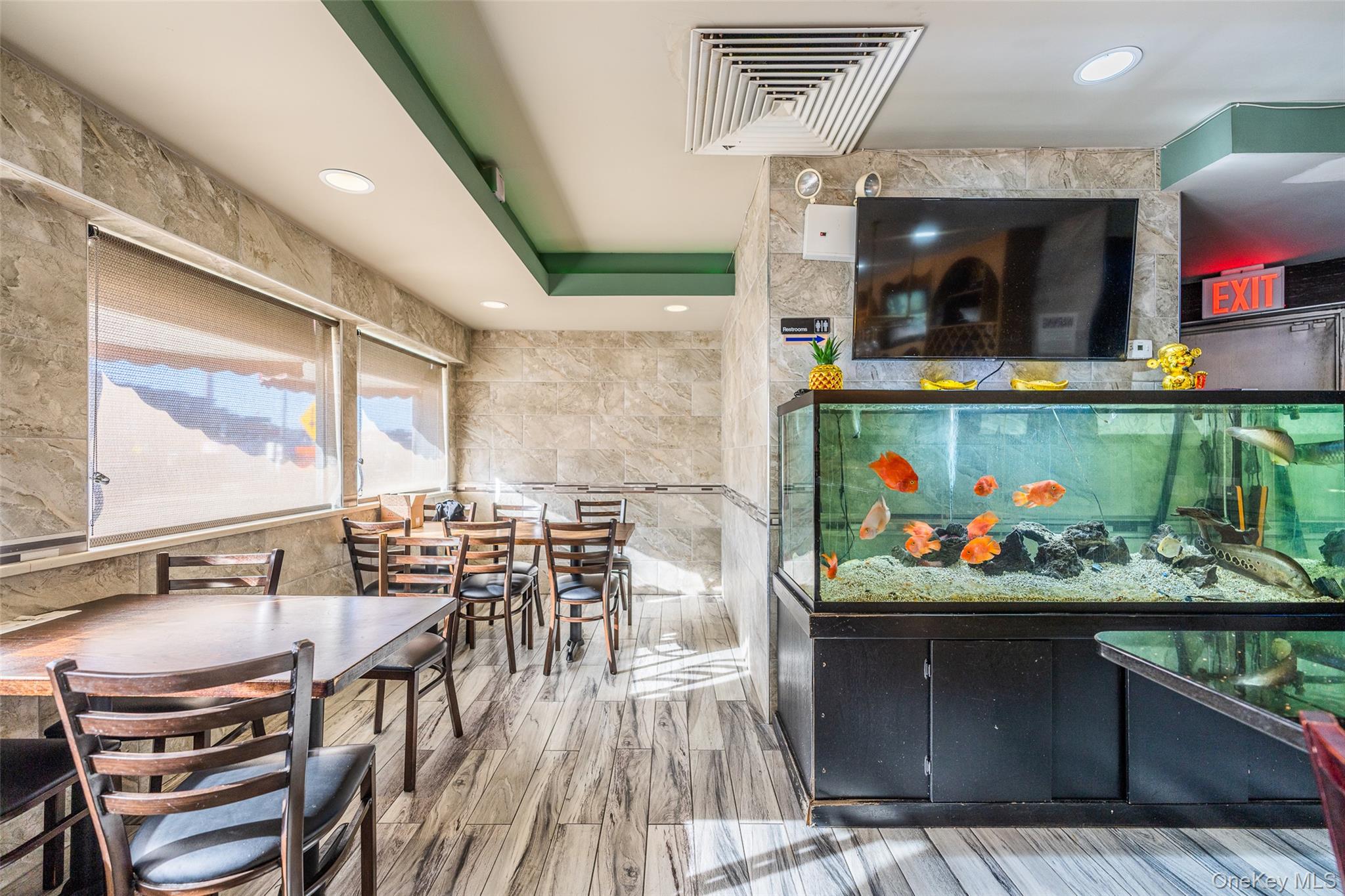 1506 Bronxdale Avenue