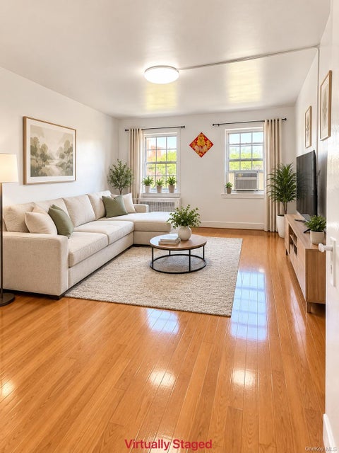 Homes For Sale - 14421 79 Avenue #3H<br/> Flushing, NY 11367
