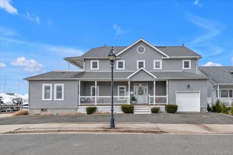 Homes For Sale - 268 Gordon Place Pl<br/> Freeport, NY 11520