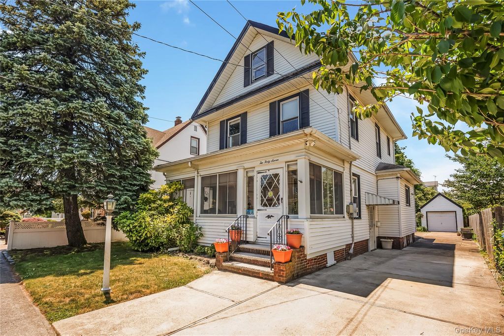Photo of 247 Allen Street, Lawrence, NY 11559 (MLS # 1016862)