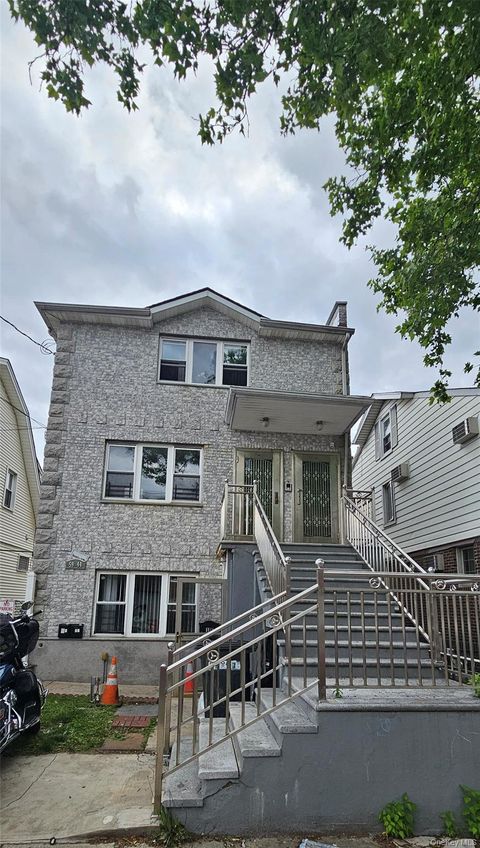 59-44 159 Street Fresh Meadows NY 11365
