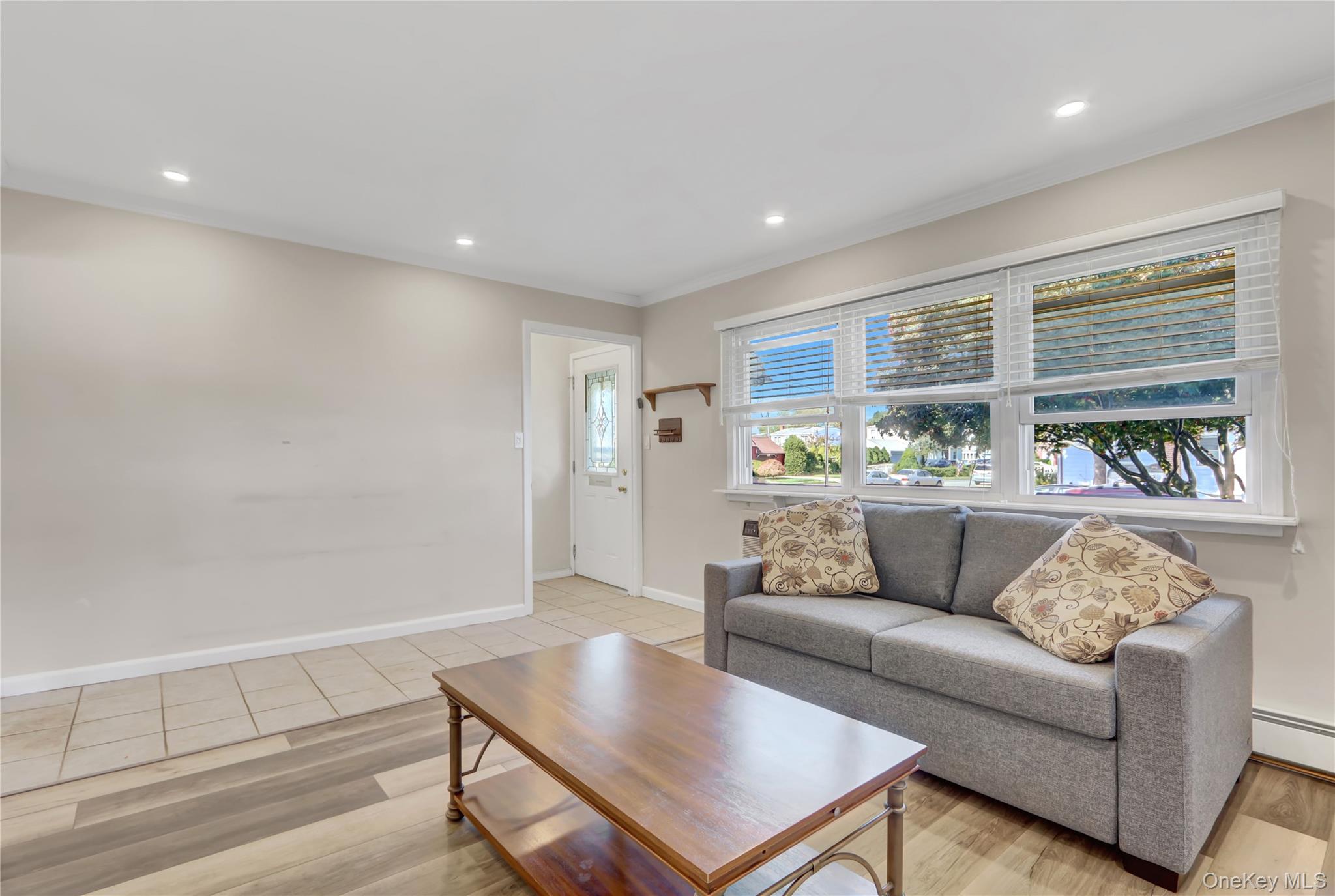 123 Cottage Boulevard