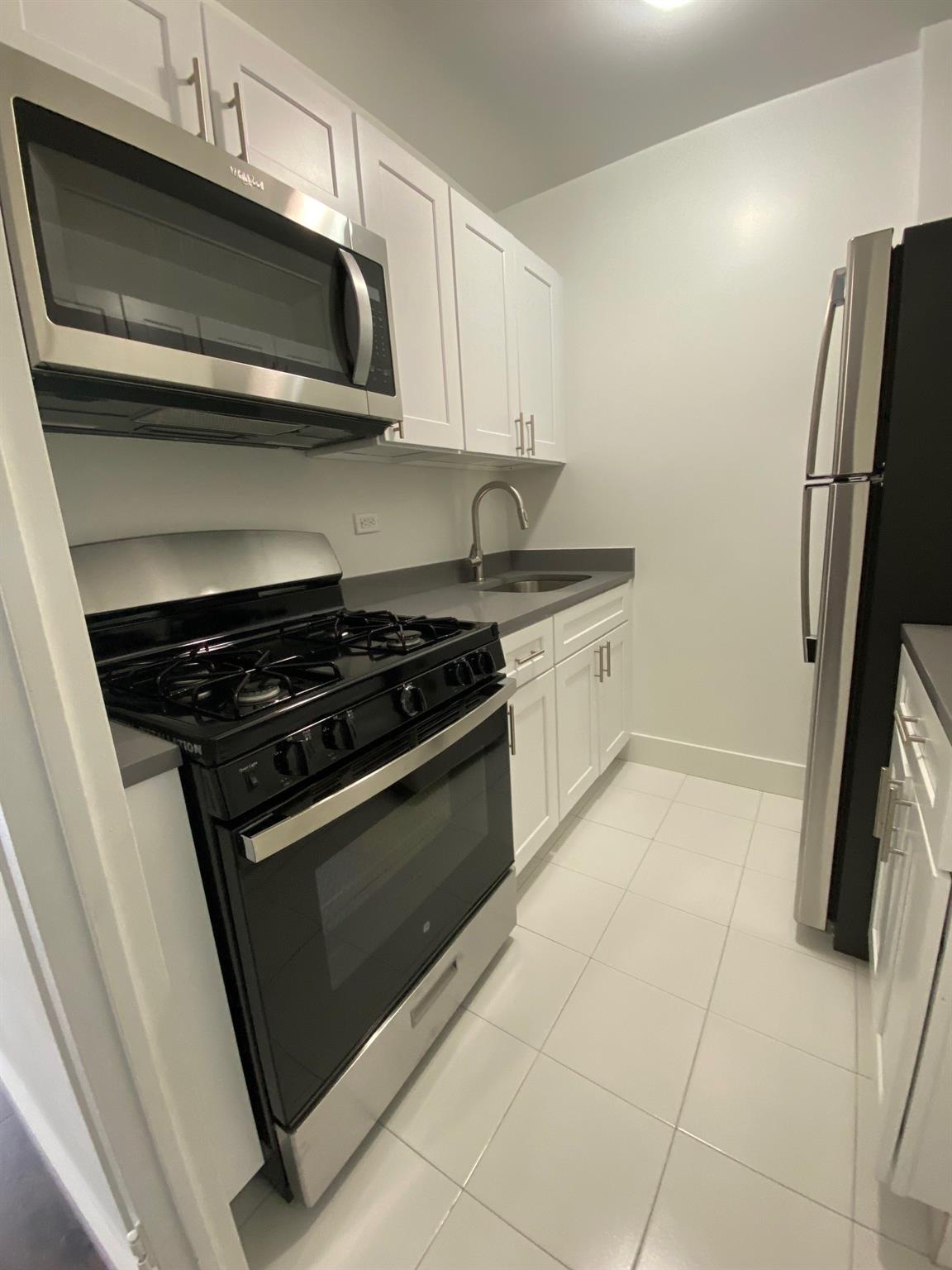 39-60 54 Street #4V, Woodside, New York image 4