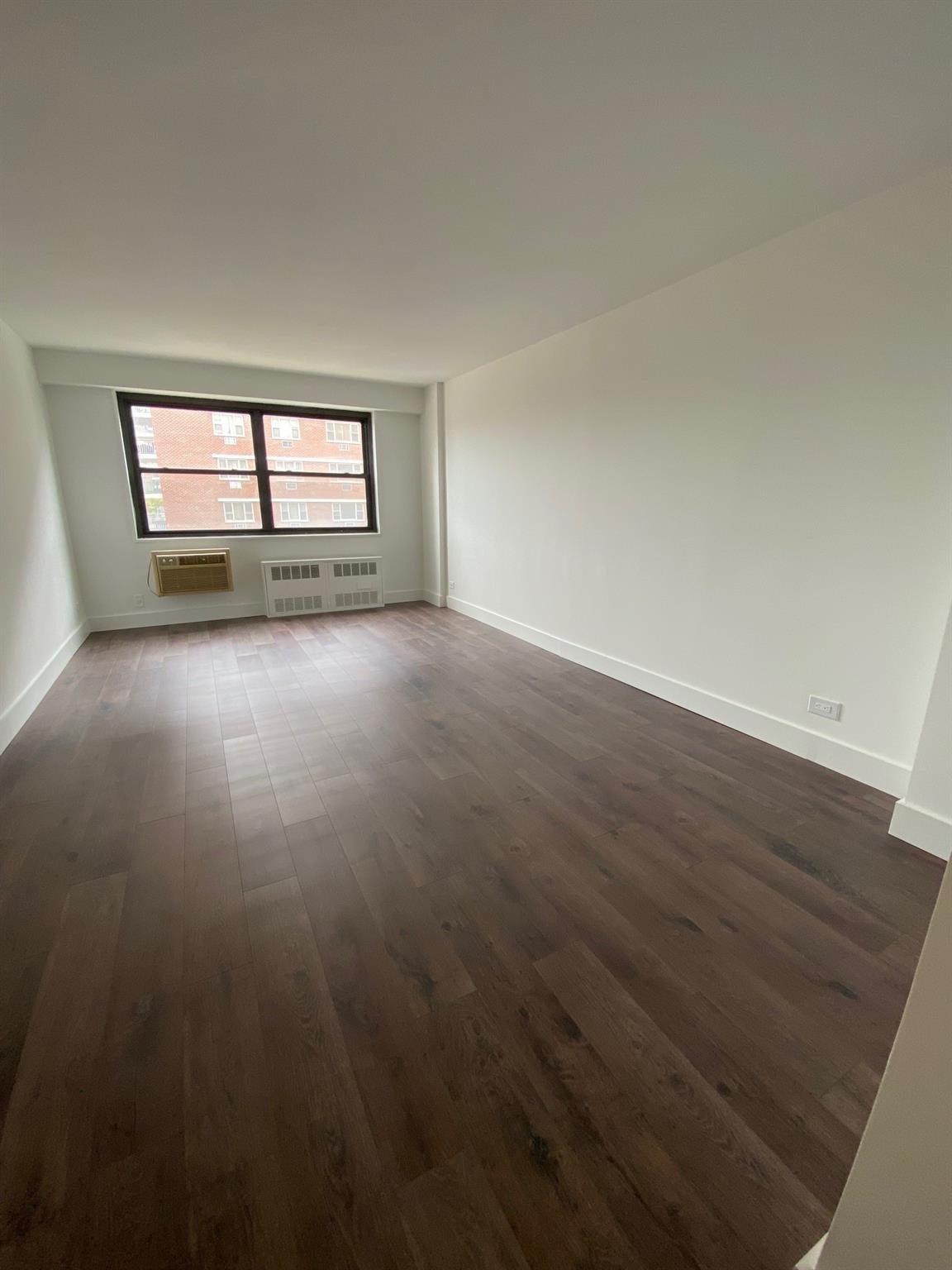 39-60 54 Street #4V, Woodside, New York image 5