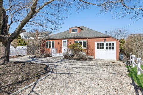 20 Mitchell Road Westhampton Beach NY 11978