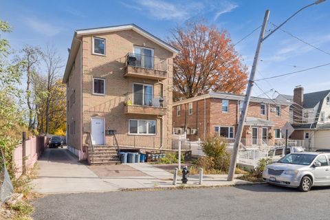 41-23 156th Street Flushing NY 11355