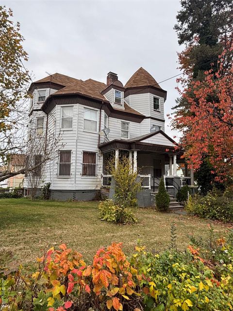 Photo of 57 W 2nd Street, Mount Vernon, NY 10550 (MLS # 932879)