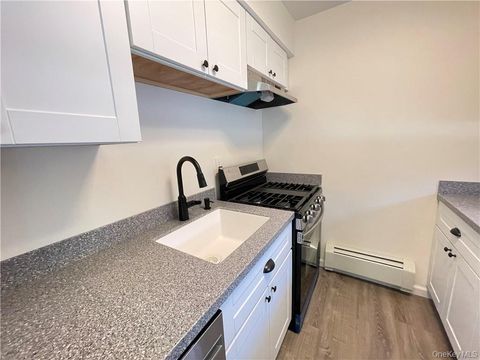 Apartment For Rent - 27 Tanager Road #2702<br/> Monroe, NY 10950