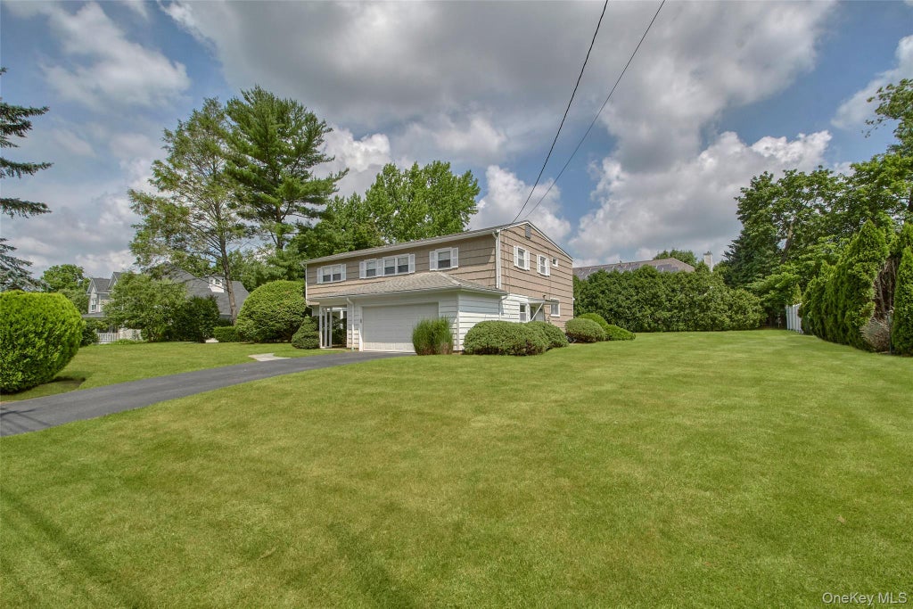 Photo of 3 Bonwit Road, Rye Brook, NY 10573 (MLS # 1024954)