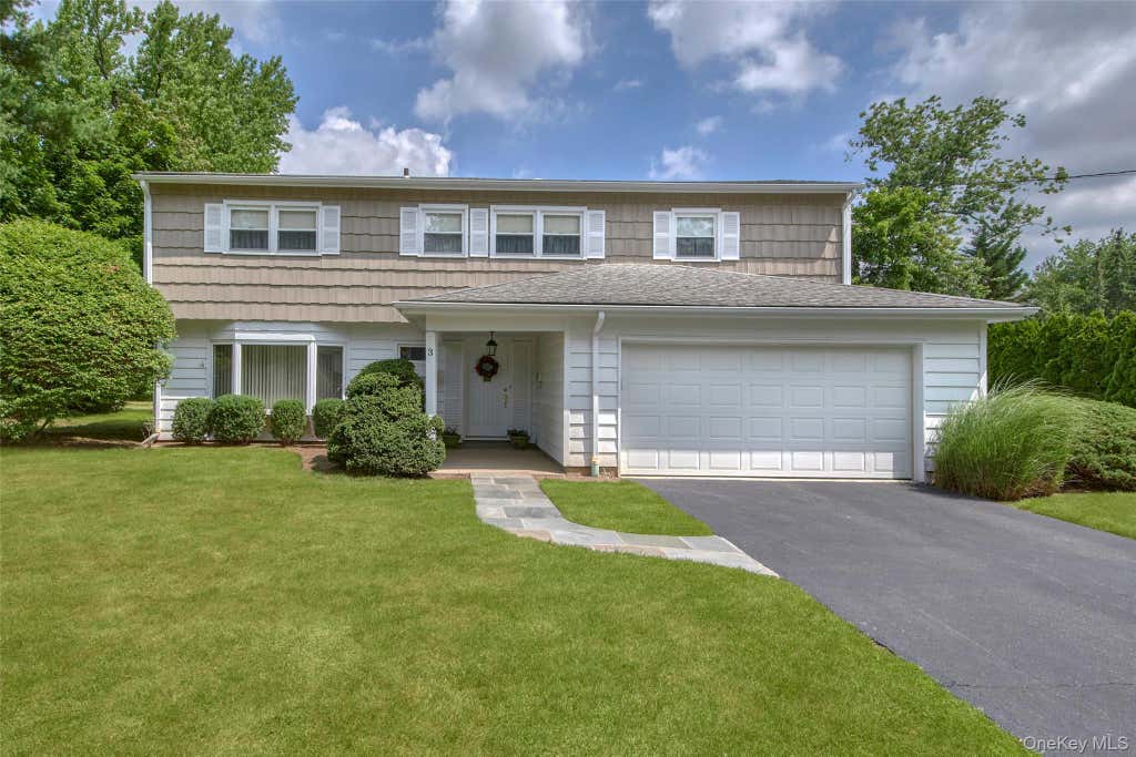 Photo of 3 Bonwit Road, Rye Brook, NY 10573 (MLS # 1024954)