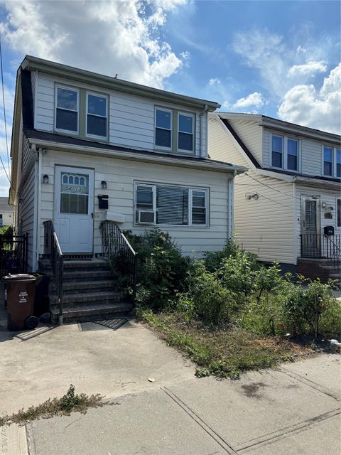 54-13 152nd Street Flushing NY 11355