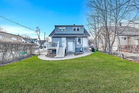 Photo of 64 Prairie Avenue, Suffern, NY 10901 (MLS # 1060410)