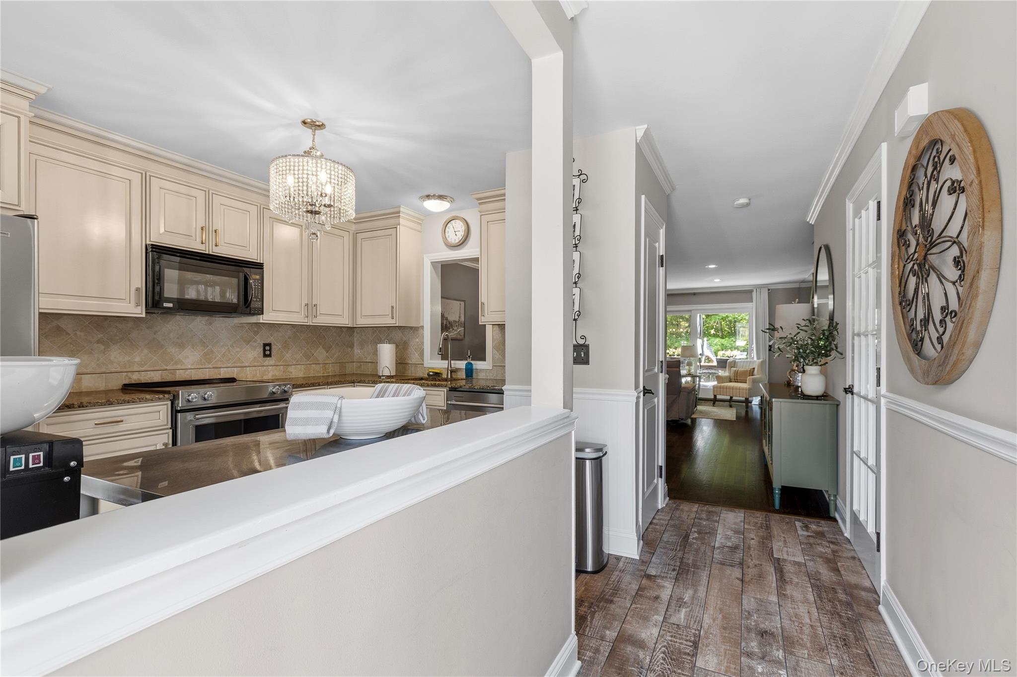 204 Twin Brook Court