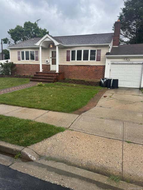 Photo of 14 Larch Street, Hicksville, NY 11801 (MLS # 1029511)