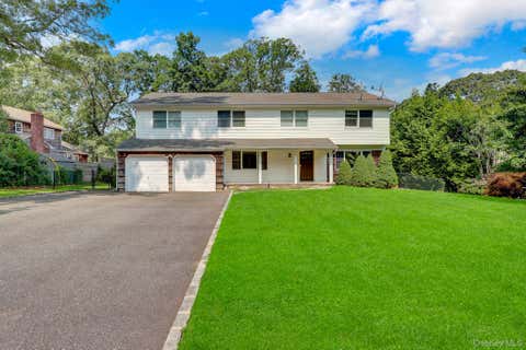 Homes For Rent - 8 Tobi Lane<br/> East Setauket, NY 11733