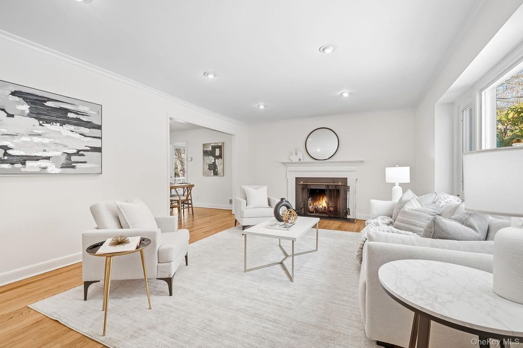 Photo of 2 Tamarac Trail, Harrison, NY 10528 (MLS # 947915)