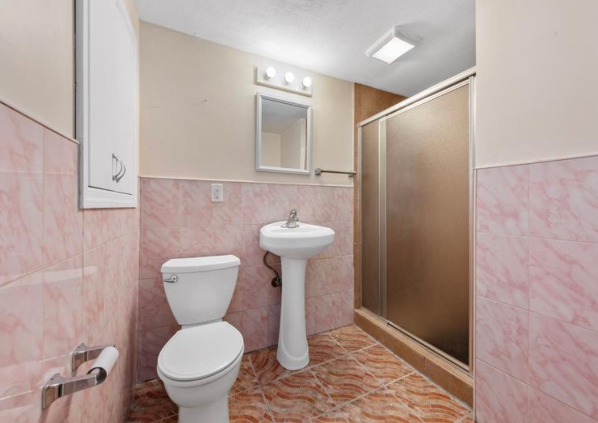 1001 Van Buren Street, Baldwin, New York image 11