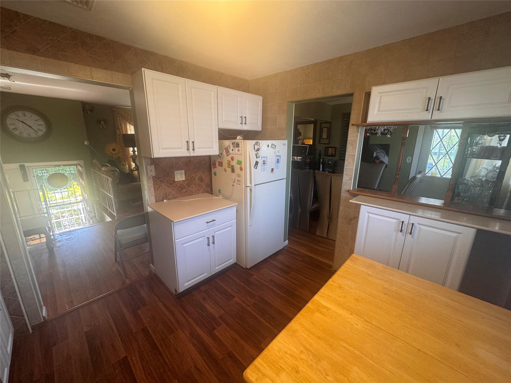 1001 Van Buren Street, Baldwin, New York image 31