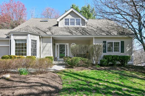 Photo of 125 Cross River Road, Mount Kisco, NY 10549 (MLS # 985519)