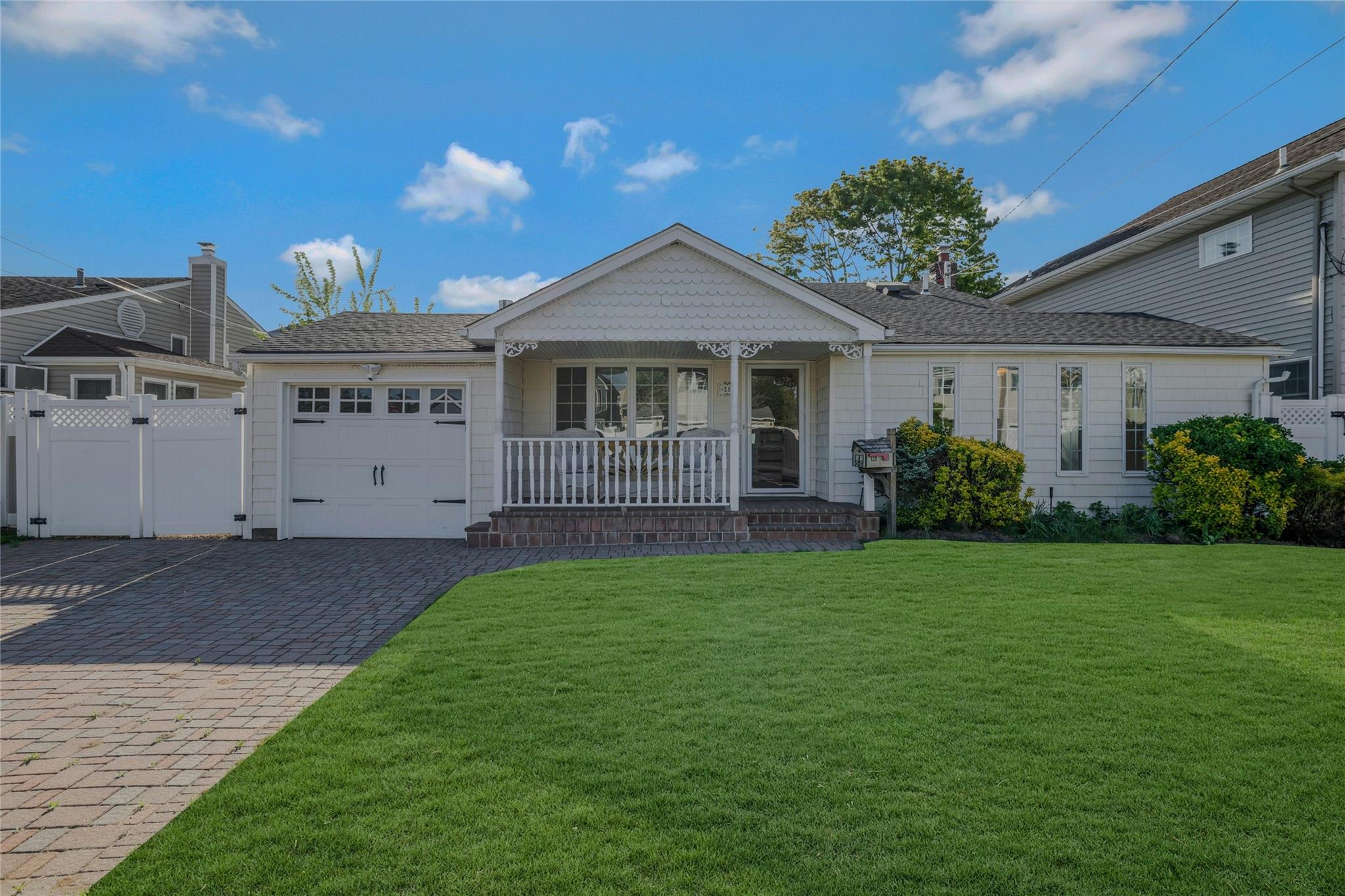 311 Atlantic Ave, Massapequa Park, New York image 1