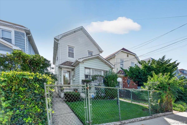 118-29 218TH ST, CAMBRIA HEIGHTS, NY 11411 - Image 085f609dca3fd081ff27fe60e42e42db/3254276231