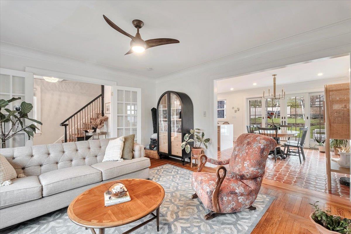 57 Perth Avenue, New Rochelle, New York image 2