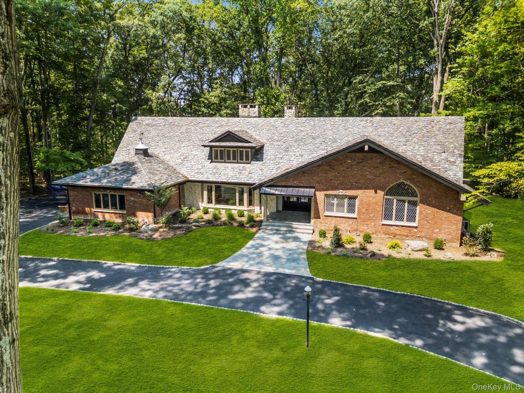 Photo of 17 Deerhill Drive, Call Listing Agent, NJ 07423 (MLS # 1041940)