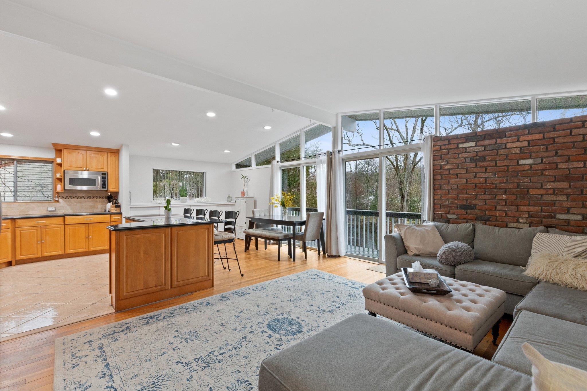 353 Lake Shore Drive, Pleasantville, New York image 6