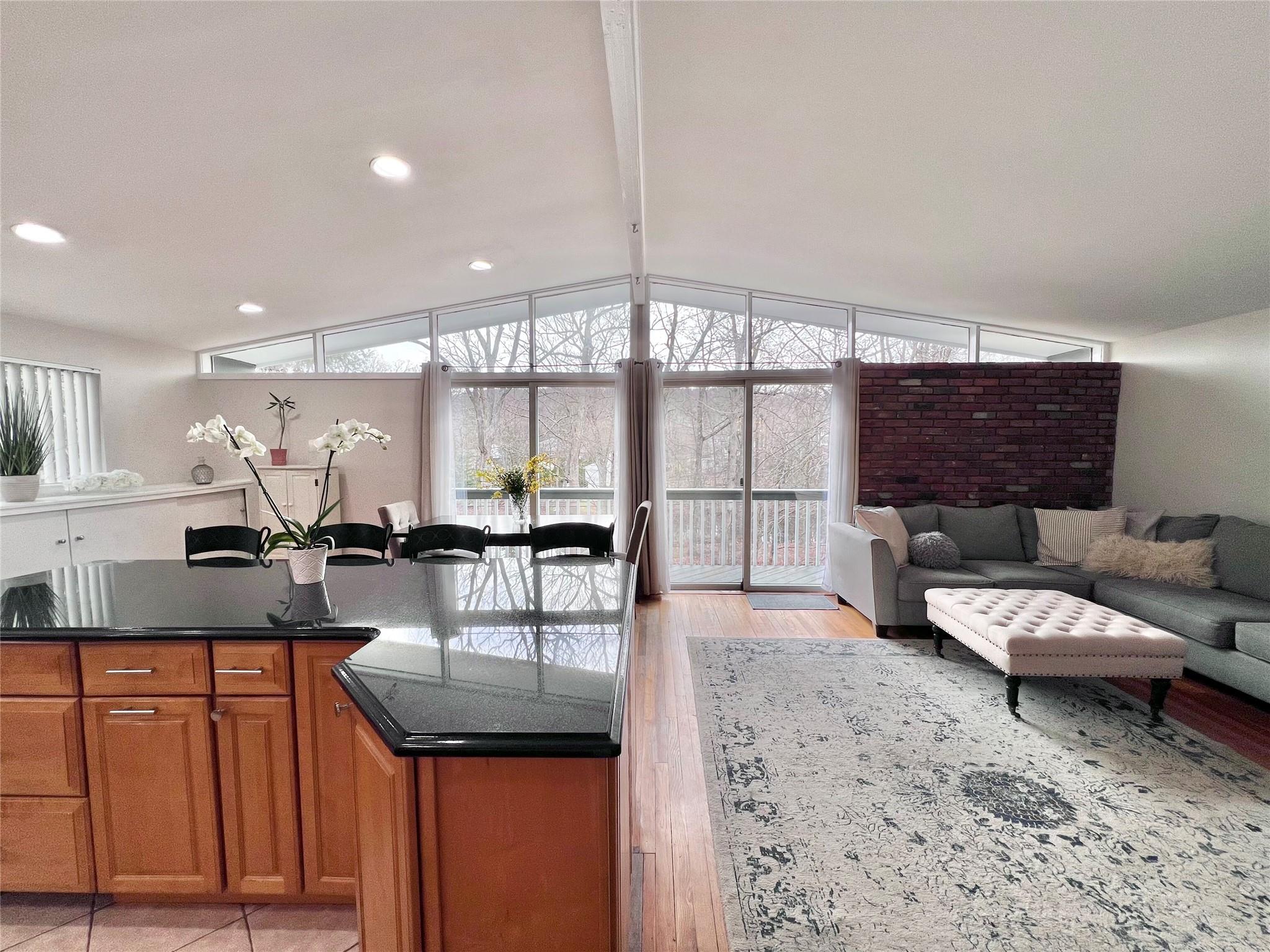 353 Lake Shore Drive, Pleasantville, New York image 7