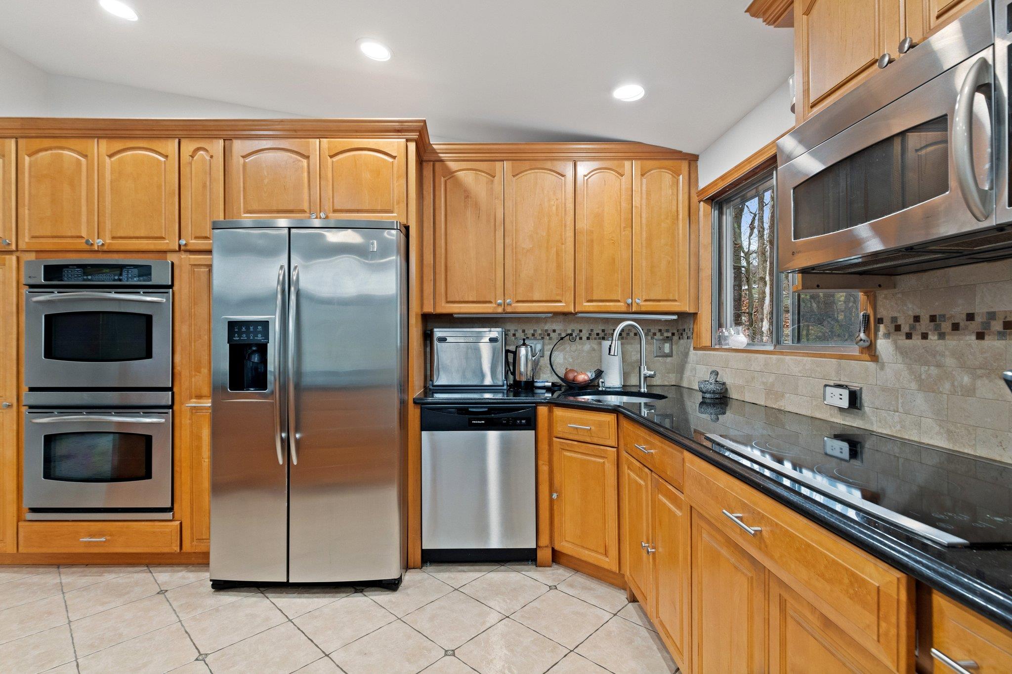 353 Lake Shore Drive, Pleasantville, New York image 17