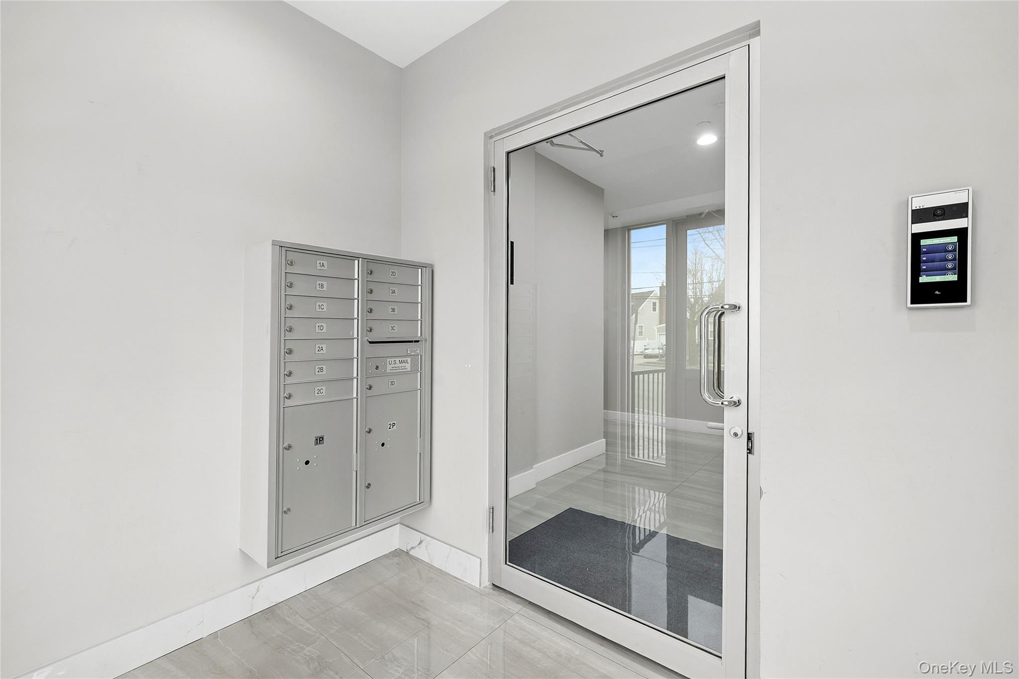 533 Greenwich Street