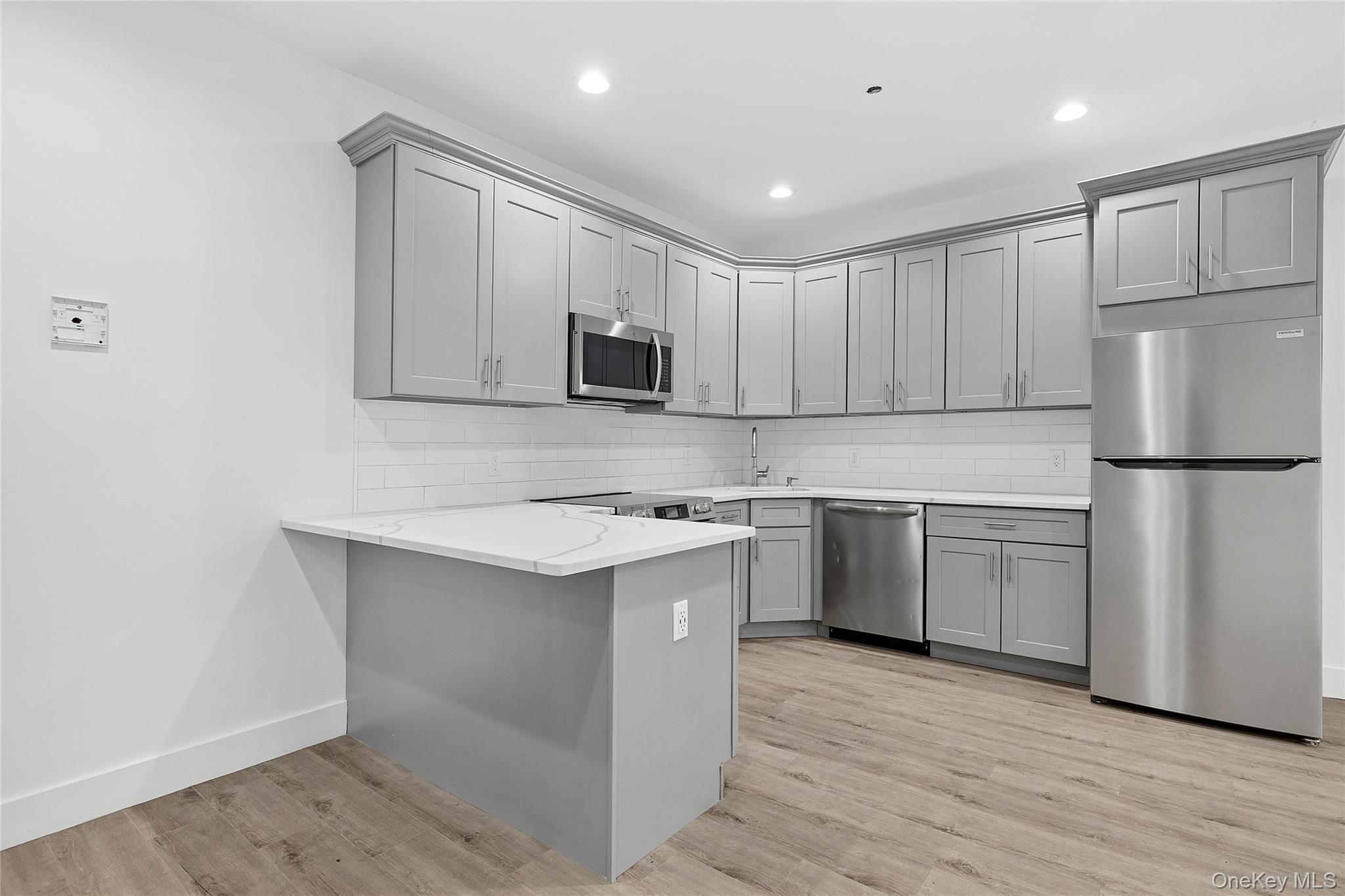 533 Greenwich Street