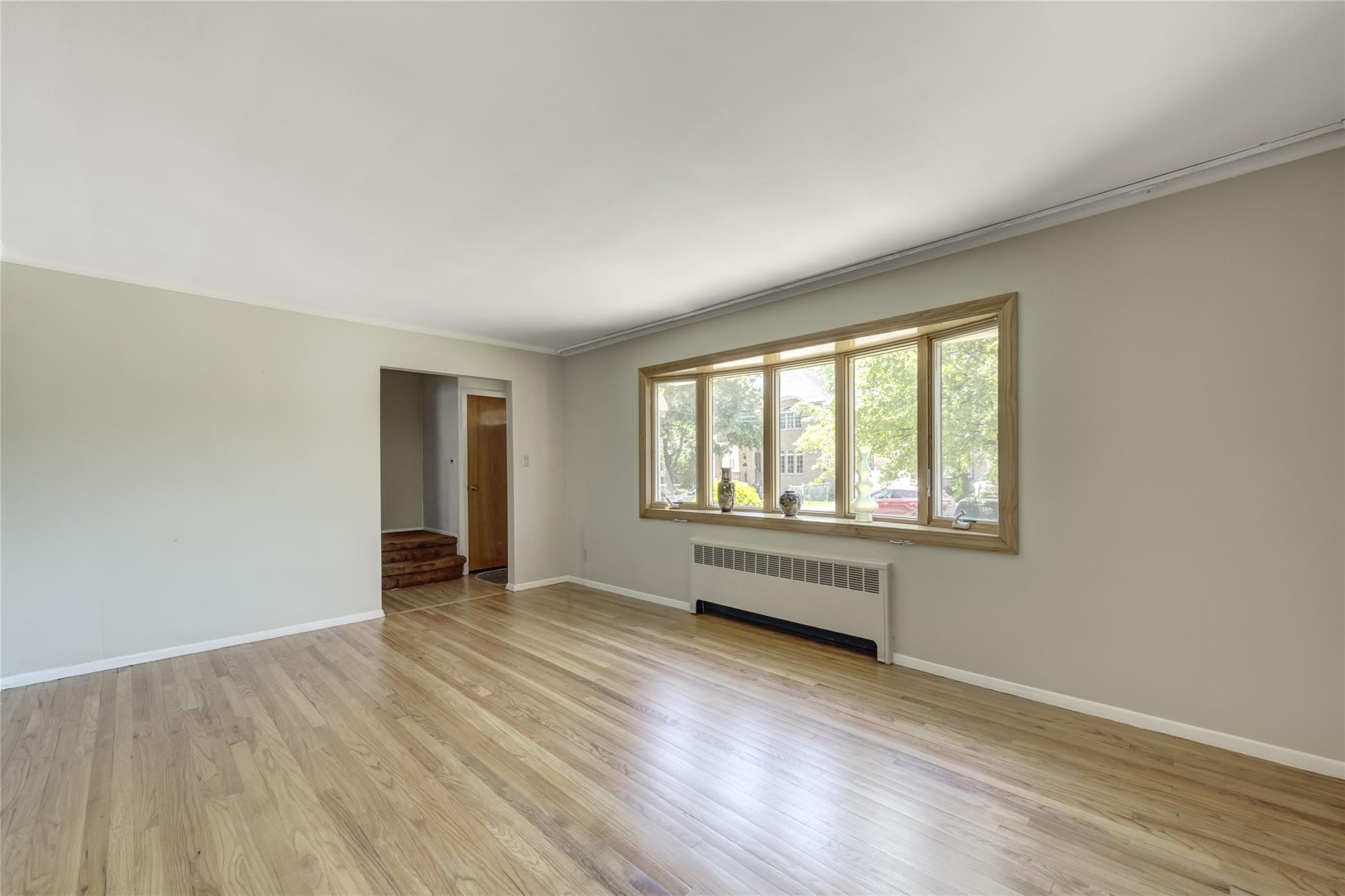 8123 260th Street, Glen Oaks, New York image 7