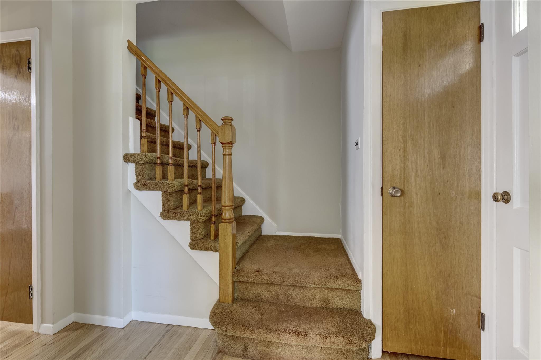 8123 260th Street, Glen Oaks, New York image 5