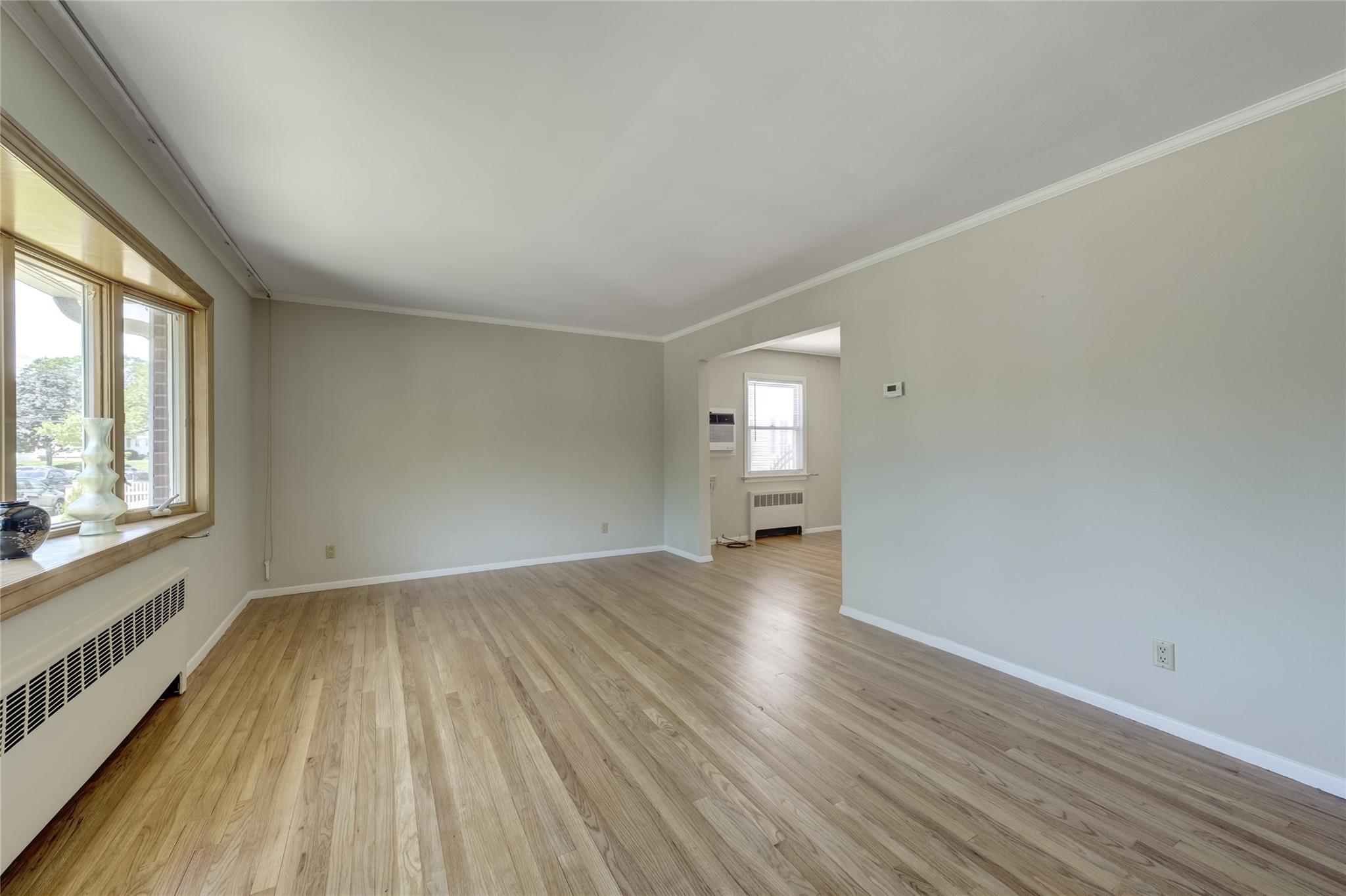 8123 260th Street, Glen Oaks, New York image 6