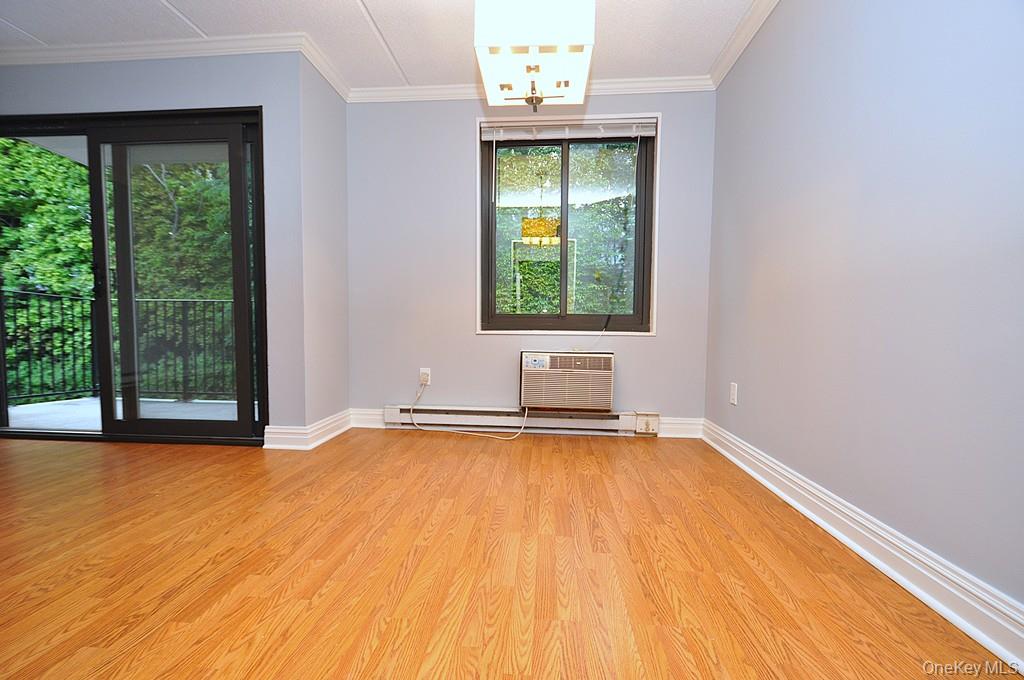 Yonkers, New York 10710, United States, 1 Bedroom Bedrooms, ,1 BathroomBathrooms,Residential,Active,216628