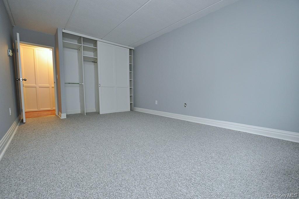 Yonkers, New York 10710, United States, 1 Bedroom Bedrooms, ,1 BathroomBathrooms,Residential,Active,216628