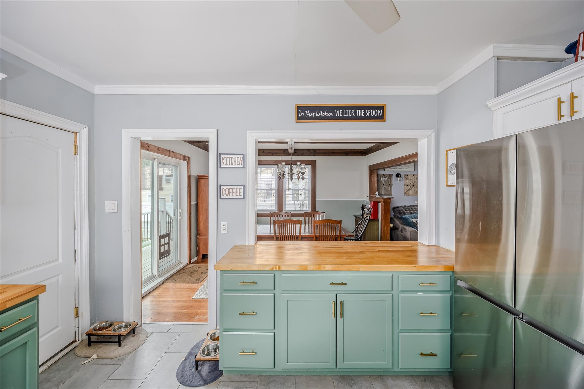 2982 N Bayview Court, Oceanside, New York image 24