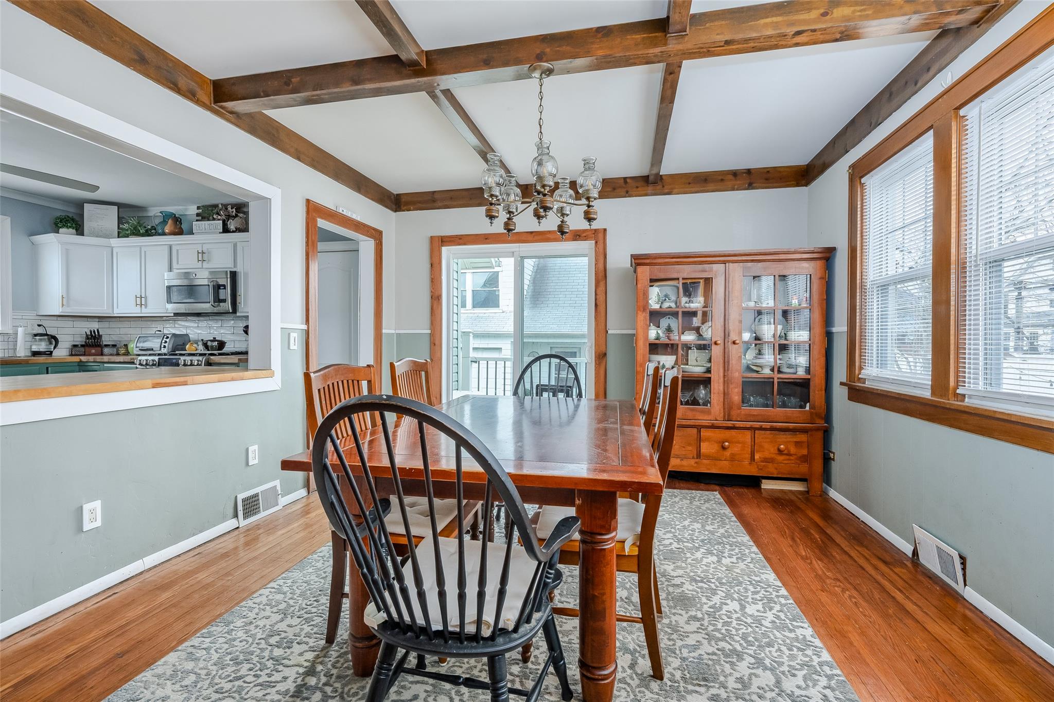 2982 N Bayview Court, Oceanside, New York image 16