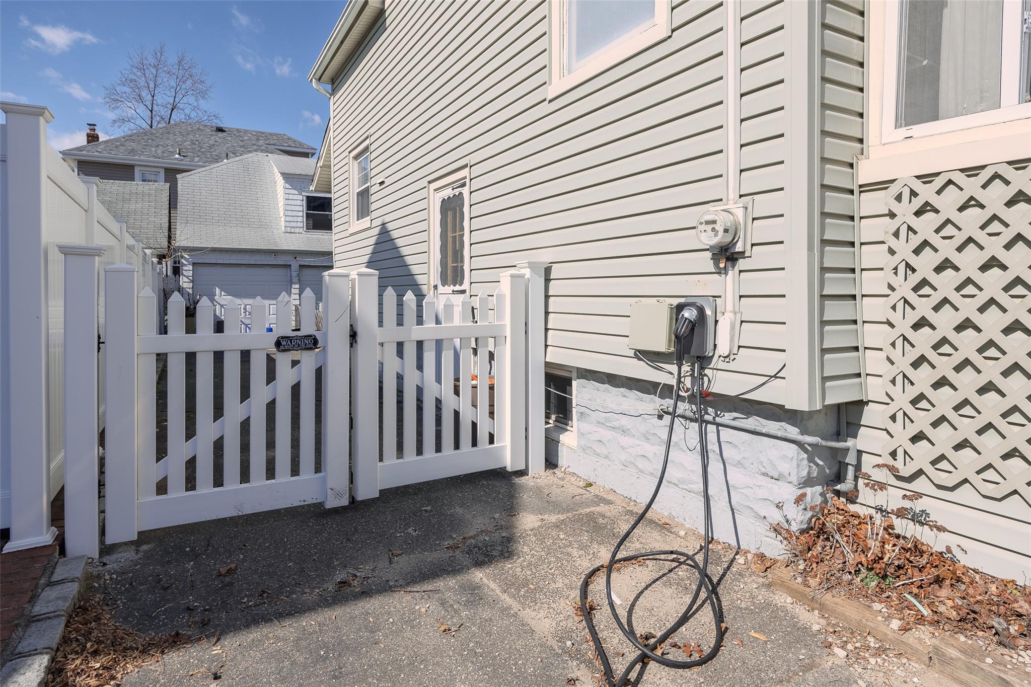 2982 N Bayview Court, Oceanside, New York image 38