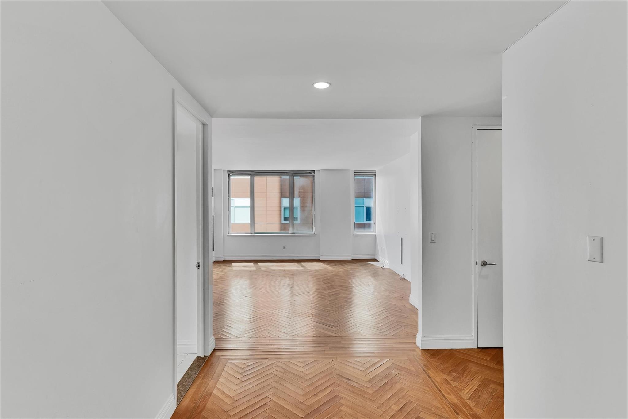90 E End Avenue 10B